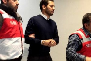 Sinan &Ccedil;etin'in oğlu R&uuml;zgar &Ccedil;etin ilk kez hakim karşısında