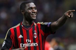 Beşiktaş, Milanlı Zapata i&ccedil;in nabız yokluyor