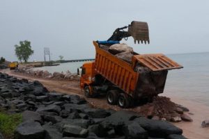 Ordu'da deniz dolgusu devam ediyor