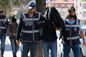 Bolu'da uyuşturucu operasyonu: 6 g&ouml;zaltı