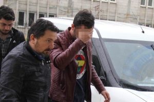 Uyuşturucuyla yakalanan gen&ccedil; g&ouml;zaltına alındı