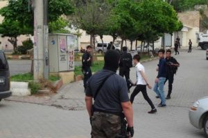 HDP Şanlıurfa İl Eş Başkanı g&ouml;zaltına alındı