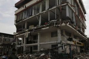 Ekvador'da 5 g&uuml;n i&ccedil;inde 3. b&uuml;y&uuml;k deprem