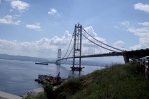 Osman Gazi K&ouml;pr&uuml;s&uuml; neden kavisli yapıldı?