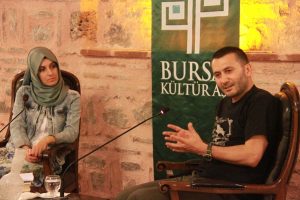 Bursa'da Şiir Kıraathanesi'nde konuk &Ouml;mer Erdem oldu