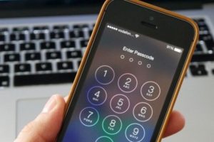 FBI iPhone'nun kırılması i&ccedil;in 1.5 milyon dolar &ouml;dedi