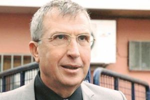 Eski Emniyet Genel M&uuml;d&uuml;r Yardımcısı Emin Arslan sosyal medya hesabından seslendi