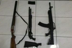 Kağıt toplayıcıları fabrikayı pompalı t&uuml;fekle bastı