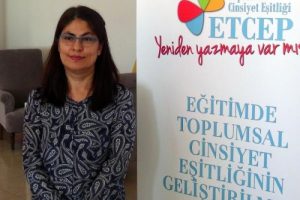 'Kızlara pembe, erkeklere mavi giydirilmesi y&uuml;kleme i&ccedil;eriyor'