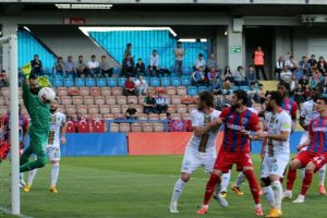 Karab&uuml;kspor, Şanlıurfaspor'a konuk olacak