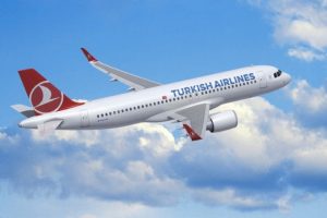 U&ccedil;akta sigara i&ccedil;ip taşkınlık yapan yolcu cezayı yedi