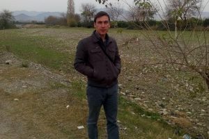 Eşinden boşandı, mangal k&ouml;m&uuml;r&uuml; ile intihar etti