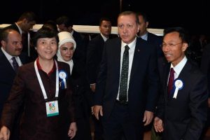 Erdoğan Expo 2016'da bah&ccedil;eleri gezdi