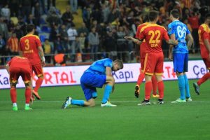 Bursaspor, son &uuml;&ccedil; ma&ccedil;ında 'sıfır' &ccedil;ekti