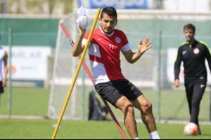 Antalya Emrah'ı bırakmıyor