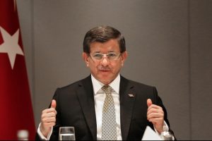 Davutoğlu'ndan 'Hamursuz Bayramı' mesajı