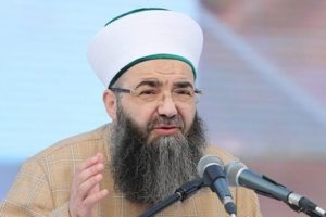 C&uuml;bbeli Ahmet'ten 23 Nisan ş&ouml;lenlerine ağır s&ouml;zler!