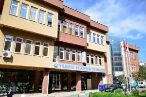 Bursa Yıldırım Belediyesi şifa dağıtıyor