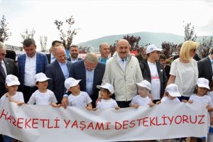 M&uuml;ezzinoğlu, Engelliler Federasyonu &uuml;yeleriyle bir araya geldi