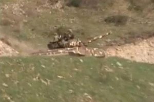 Azerbaycan, Ermenistan ordusuna ait tankı imha etti