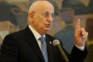 Meclis Başkanı: Bunların kafası, beyinleri sıkışmış