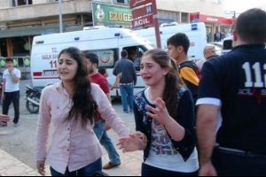 Kilis'te şiddetli patlama! 1 kişi &ouml;ld&uuml;, 10 kişi yaralandı!