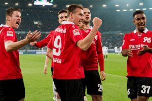 Hannover veda etti!