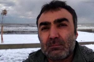 M&uuml;zik &ouml;ğretmeni kendini 13'&uuml;nc&uuml; kattan attı
