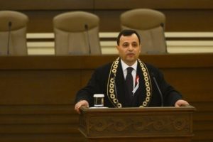 Anayasa Mahkemesi Başkanı Z&uuml;ht&uuml; Arslan'dan a&ccedil;ıklamalar