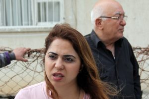 Emekli başkomiseri dolandırılmaktan kızı kurtardı