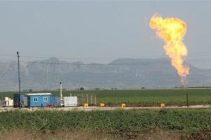Adana'da Y&uuml;reğir il&ccedil;esinde doğalgaz bulundu