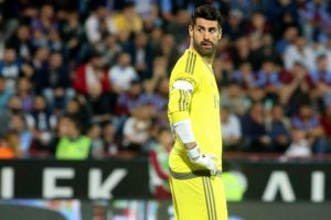 Volkan Demirel 16 ma&ccedil;ta gol yemedi