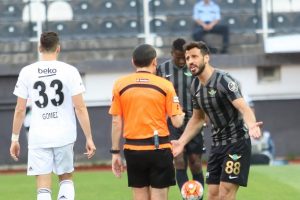 Akhisar, Sivas ma&ccedil;ı hazırlıklarına yarın başlayacak
