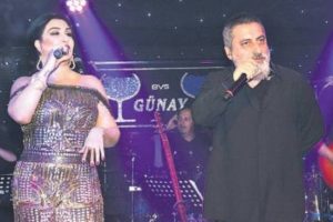 &Ouml;zdemiroğlu'nu andı...