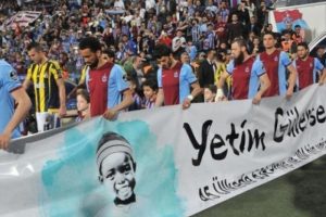 Nani i&ccedil;in Fenerbah&ccedil;e soyunma odasına gitti