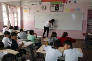 Silopi'de &ouml;ğrenciler ders başı yaptı