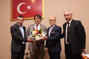 Bursa AK Parti Osmangazi İl&ccedil;e teşkilatı vekillerle buluşuyor