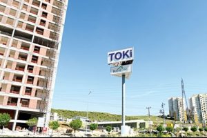 Kurayla ev satın alanlar, k&acirc;rla yatırımcıya devrediyor