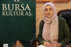 Bursa'da "Şiir Kıraathanesi"ne konuk Cihan Aktaş oldu