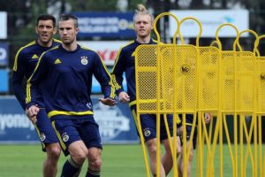 Fenerbah&ccedil;eli yıldızlar: "Bu olayları yurt dışında anlatamıyoruz"