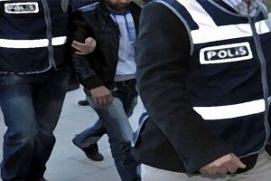 3 ilde FET&Ouml; operasyonu: 23 g&ouml;zaltı