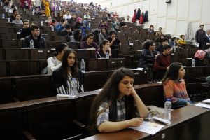 Sınavdan &ouml;nce bal ve pekmezden uzak durun