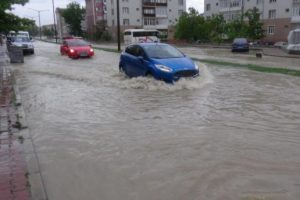Edirne'ye 36 saatte 93 kilo yağış d&uuml;şt&uuml;