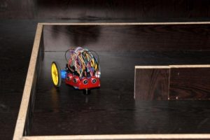 Engelden ka&ccedil;an ve etrafında d&ouml;nebilen robota 'Mevlana' adını verdiler