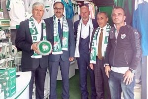 Bursaspor TIR'ına Keleslilerden yoğun ilgi