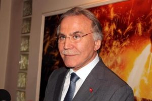 Ak Partili Şahin: Kastı 'Anayasa'da laiklik ilkesi olmamalıdır' ise buna katılmayız