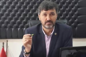 Eğitim-Bir-Sen Bursa &uuml;niversitedeki sorunlara dikkat &ccedil;ekti