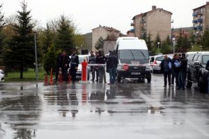 Yozgat'ta FET&Ouml; okuluna operasyon: 6 g&ouml;zaltı