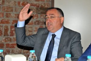 Başkan isyan etti: Belediye iş bulma kurumu değil