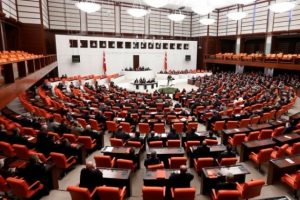 Vize muafiyeti i&ccedil;in kritik tasarı yasalaştı